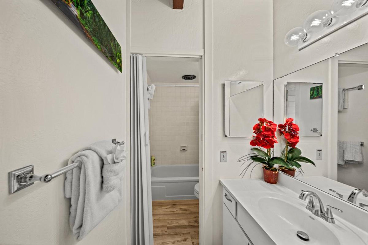 Newly Upgraded 1Br Unit Near Beach Max Of 5 Guests Kailua-Kona Exterior foto